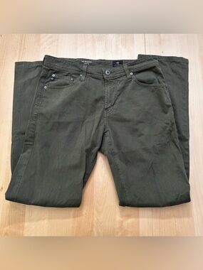 AG Denim “The Graduate” pants army green 32x34